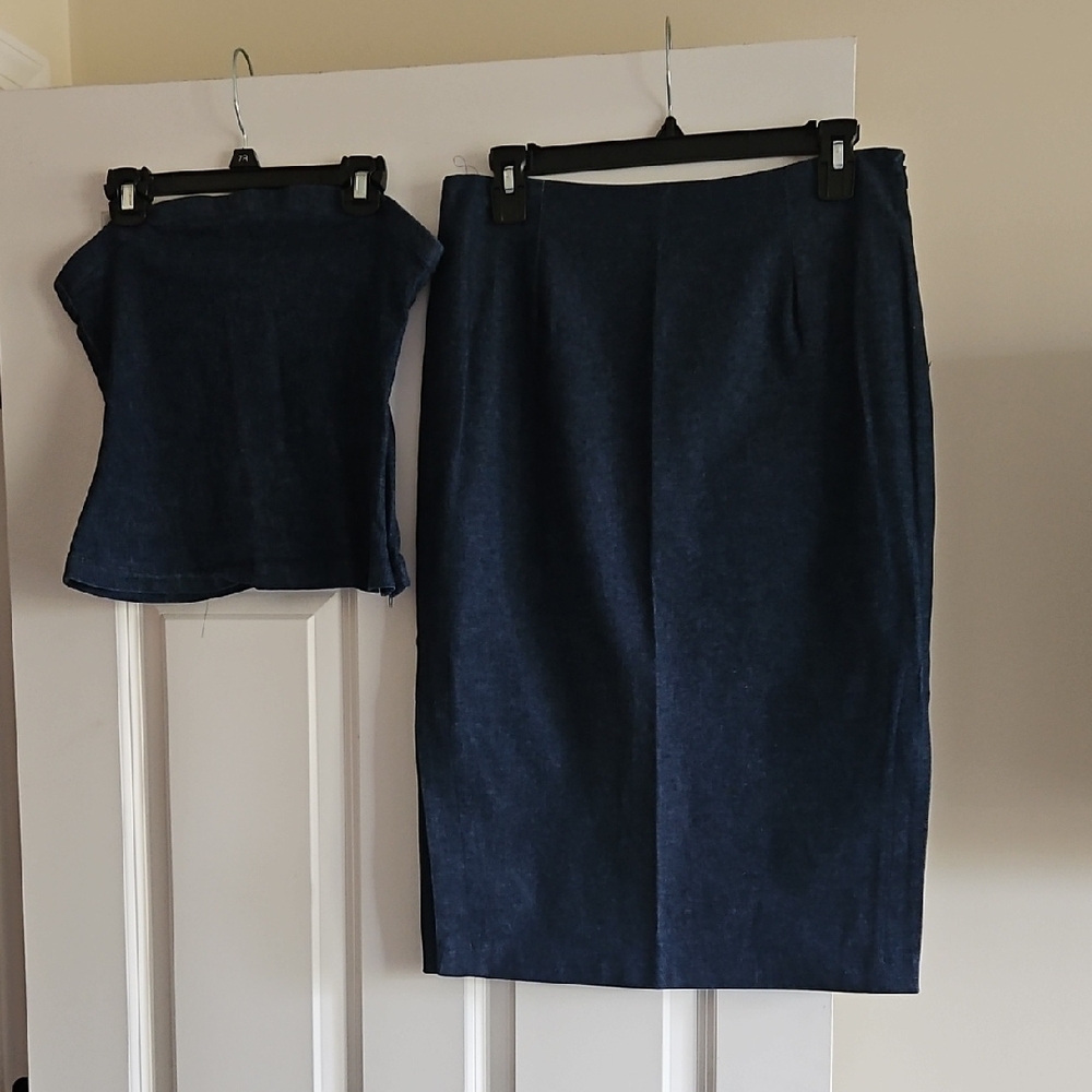 Women’s Dark Blue Denim Pencil Skirt - Brand Unknown